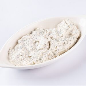 Закуска с баклажанами и кунжутной пастой