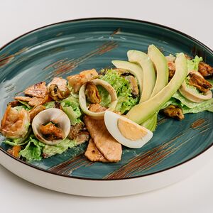 Салат с морепродуктами