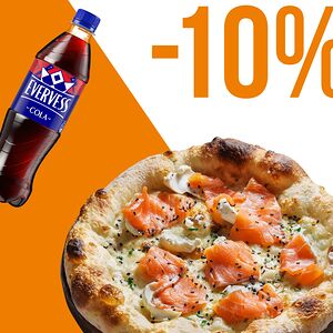 Пицца филадельфия 23см и Evervess Кола 0,5