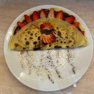 Բլիթ նուտելայով և ելակով