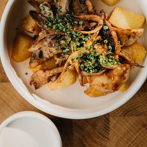 Печёный картофель с грибами