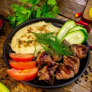 Картофельное пюре со свининой