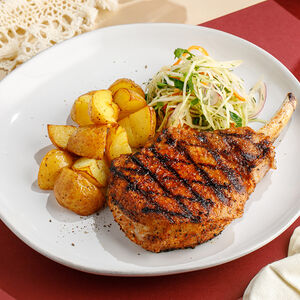 Свиная корейка с беби-картофелем