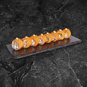 Ролл Калифорния с острым крабом