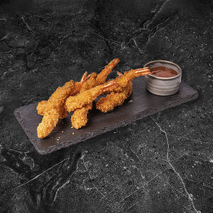 Креветки темпура с соусом чили