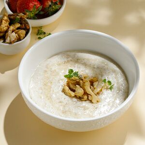 Каша овсяная с грецким орехом