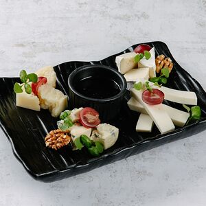 Ассорти сыров к вину
