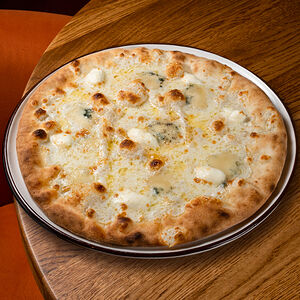 Пицца Кватро Формаджи 28 см