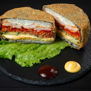 Суши-Бургер с креветкой