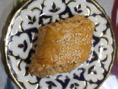 Гата (с грецким орехом и сочным медом)