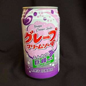 Tominaga Крем-сода и виноград