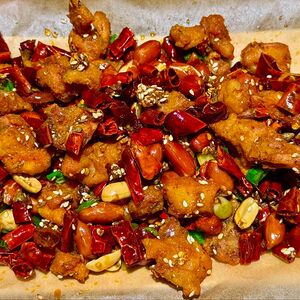 Острые кусочки курицы с перцем