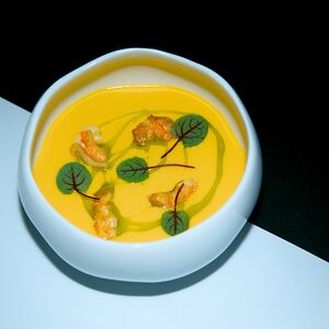 Тыквенный крем-суп с креветками