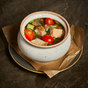 Уха из лосося и муксуна