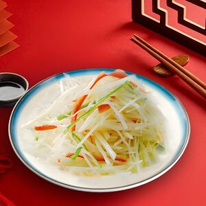 Салат из картофельной соломки 