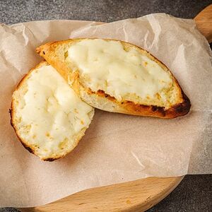 Шоти с сыром и сливочным маслом