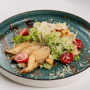 Цезарь с курицей