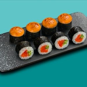 Ролл спайси Копченный лосось