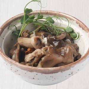 Опята соленые из погребка