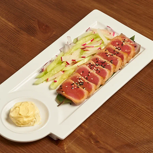 Татаки из тунца с панна-коттой