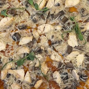 ПП-пицца без глютена Жюльен с курицей и грибами