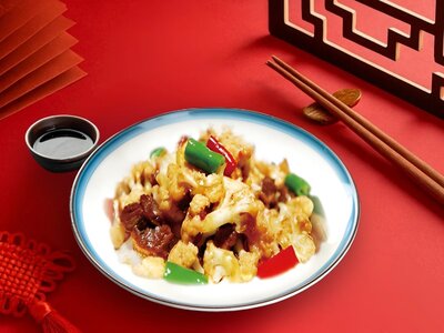 Цветная капуста с мясом на огне