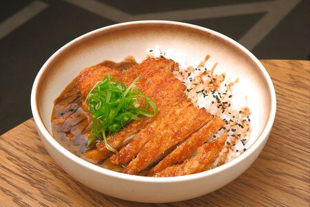 Японский карри с цыпленком Кацу