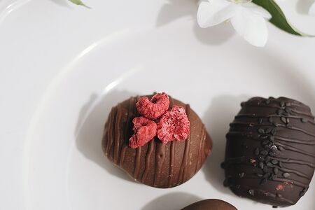 Сухофрукты в шоколаде