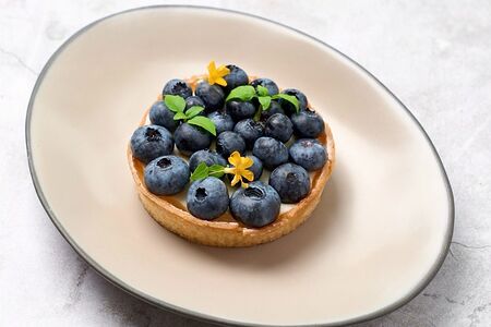 Тарталетка с голубикой