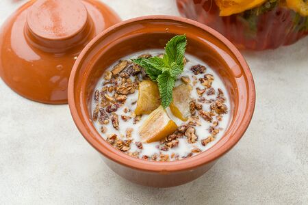 Мацони с грушей 