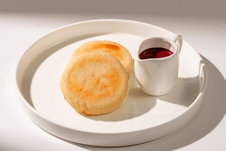 Сырники с малиновым конфитюром