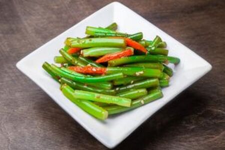 Салат из стрелок чеснока