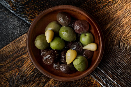 Маринованные Оливки