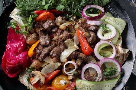 Садж из курицы с овощами на компанию