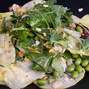 Салат из зеленых овощей