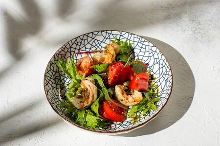 Салат с лангустинами 