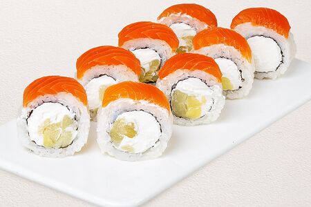 Ролл Филадельфия с ананасом