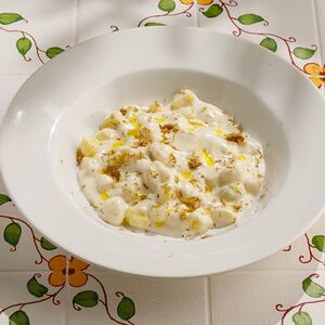 Ньокки 4 сыра с черным трюфелем