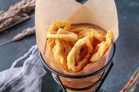 Луковые кольца в кляре 