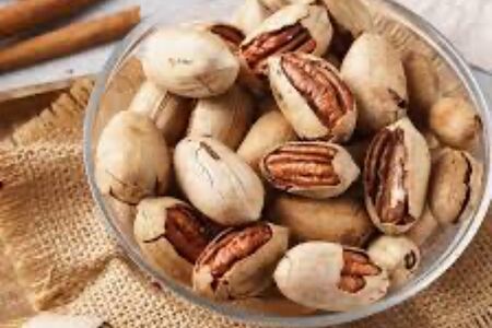 Пекан неочищенный