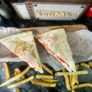 Пита с копчёной грудинкой  и грибами
