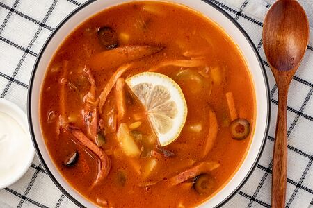 Солянка мясная S