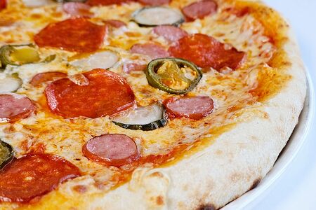 Рафаэль (острая мясная)