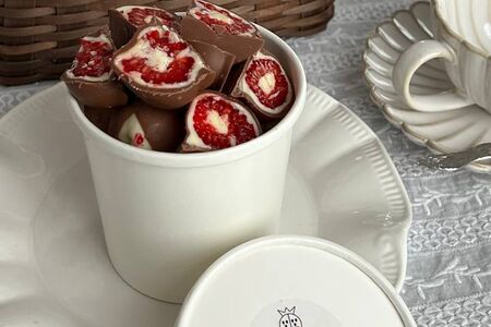 Малина в двойном шоколаде