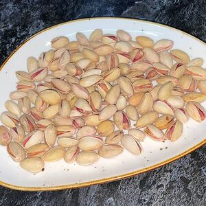 Соленые фисташки