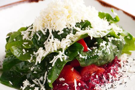 Шпинат, брынза, кизиловая паста