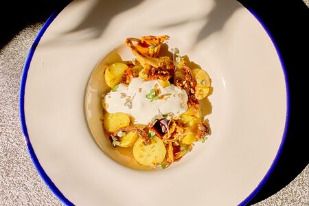 Салат с лисичками и картофелем