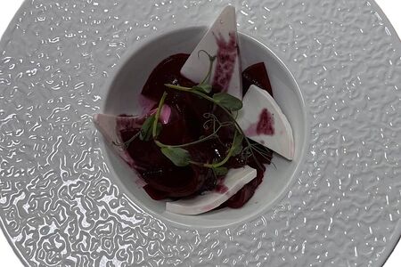 Салат из печеной свеклы с фетой б/л, 140 гр