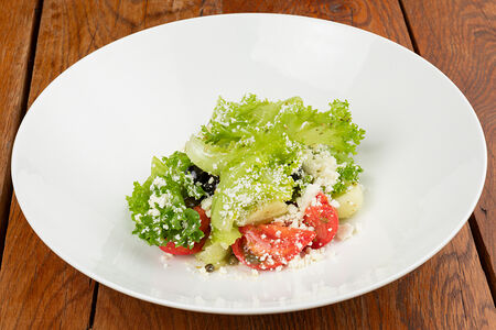 Микс салата со свежими овощами