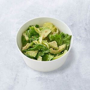 Зеленый салат с авокадо